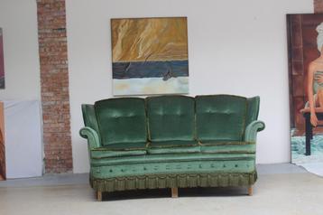 Velourstoffen zetel, gebogen beschikbaar voor biedingen