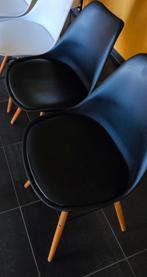 2 zwarte stoelen, Huis en Inrichting, Stoelen, Ophalen, Overige materialen, Gebruikt, Twee