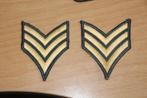 US paar graden „Sergeant”, Verzamelen, Militaria | Tweede Wereldoorlog, Landmacht, Embleem of Badge, Verzenden
