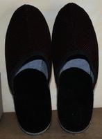 Mules, velour bleu/rouge, semelles grises T 38 ** NEUVES **, Neuf, Enlèvement ou Envoi, Bleu, Inconnu