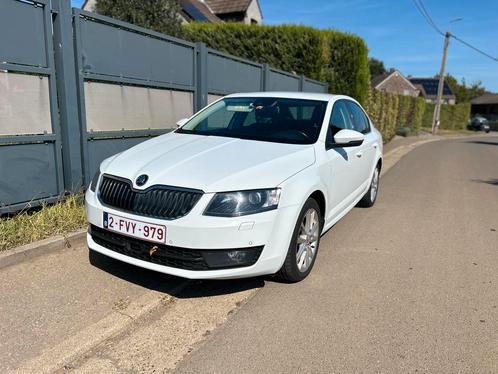 Skoda Octavia 1.4TSI DSG7 CarPlay Distronic Linne Assist, Auto's, Skoda, Particulier, Octavia, Isofix, Benzine, Euro 6, Berline