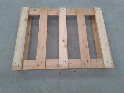 Palette bois clair 600 x 800, Tuin en Terras, Palen, Balken en Planken, Gebruikt, Overige typen, Minder dan 180 cm, Ophalen of Verzenden