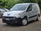 Peugeot partner 1.6hdi airco /GARANTIE 12M, Voorwielaandrijving, 4 deurs, Stof, Zwart