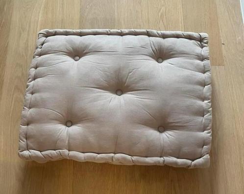 7 comfortabele loungekussens – NIEUW, nooit gebruikt!, Tuin en Terras, Tuinmeubel-accessoires, Zo goed als nieuw, Ophalen