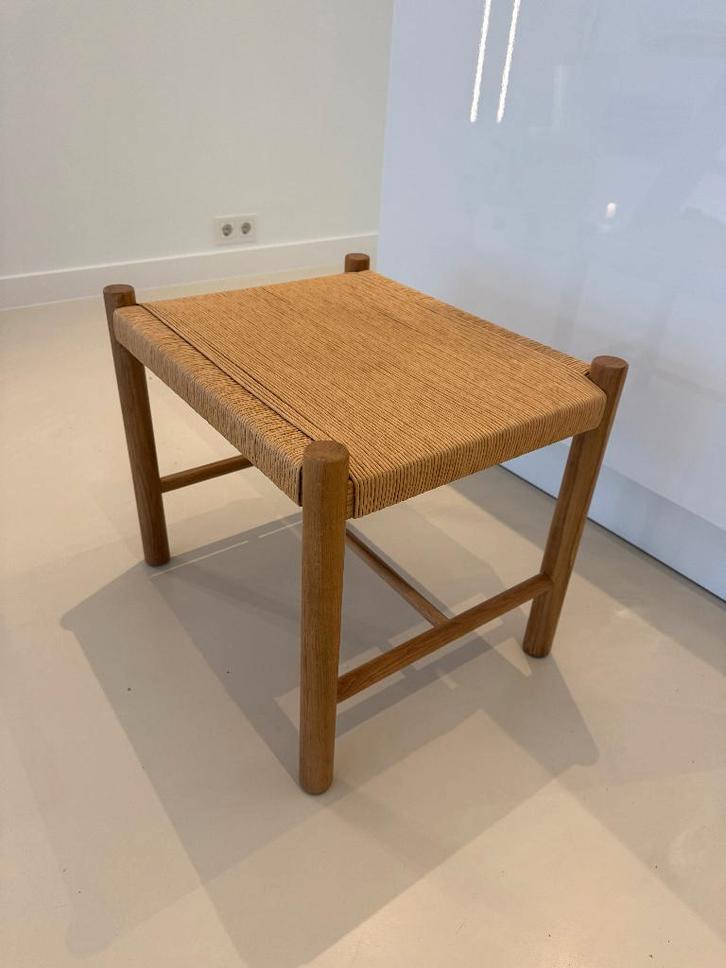 PASTILL Ines kruk (Jotex) – Eiken & papercord, Huis en Inrichting, Zetels | Voetbanken en poefs, Zo goed als nieuw, 50 tot 75 cm