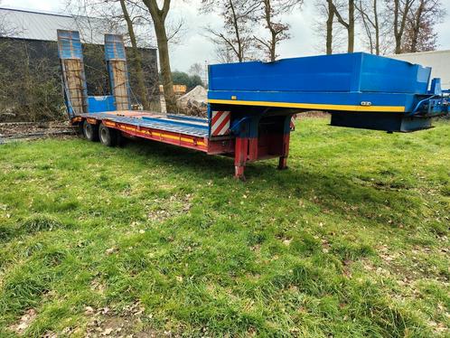 Semi dieplader CMJ 32 TON, Auto's, Vrachtwagens, Particulier, Ophalen