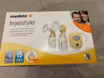 Medela Freestyle, incl koeltas en flesjes, Kinderen en Baby's, Ophalen, Zo goed als nieuw, Borstkolf