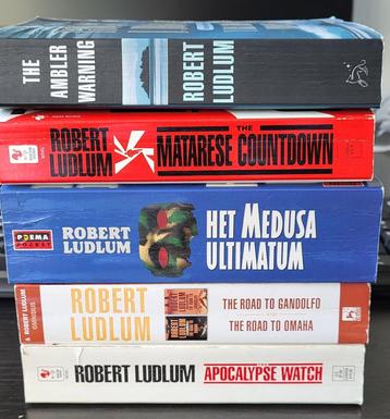 Pockets Robert Ludlum  beschikbaar voor biedingen