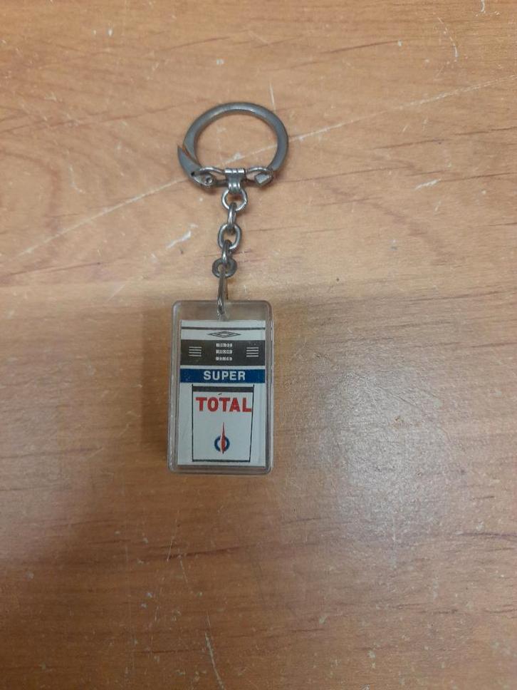 ancien porte clé total pompe essence, Collections, Porte-clés, Utilisé, Autres types, Envoi