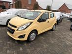 Chevrolet spark 1000 cc nieuwe motor, Auto's, Voorwielaandrijving, 50 kW, 4 cilinders, Beige