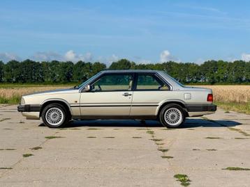 Volvo 780 Bertone full option met o.a. airco chique kleurste beschikbaar voor biedingen