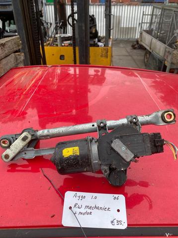 Toyota Aygo 2006 Ruitenwissermechaniek met motor beschikbaar voor biedingen