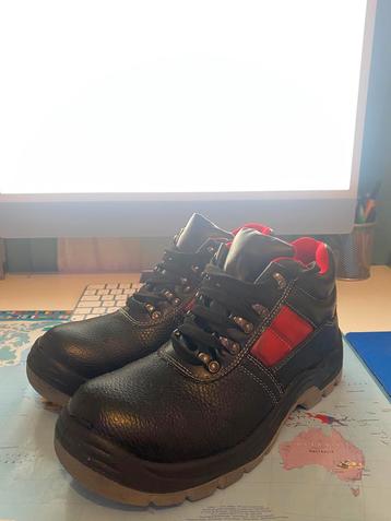 Castro Werkschoenen  beschikbaar voor biedingen