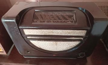 Radio vintage Philips 211 A disponible aux enchères