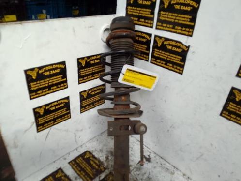 Schokdemperpoot links-voor van een Volkswagen Polo, Auto-onderdelen, Ophanging en Onderstel, Volkswagen, Gebruikt, 3 maanden garantie