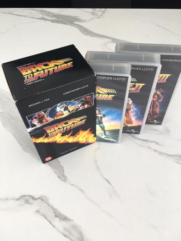 Back to the Future VHS 1,2,3 + Philips VCR, Verzamelen, Film en Tv, Zo goed als nieuw, Ophalen of Verzenden