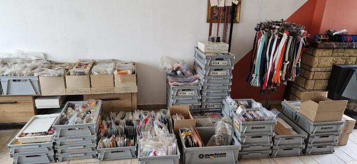 Stock naaibenodigdheden, Hobby en Vrije tijd, Naaien en Fournituren, Nieuw, Overige typen, Ophalen