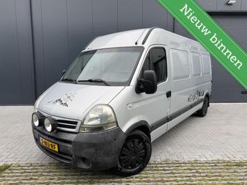 Nissan INTERSTAR Buscamper Trekhaak Keuken Vast Bed Camera beschikbaar voor biedingen