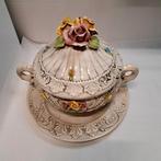 Soupière sur son plat., Ophalen of Verzenden