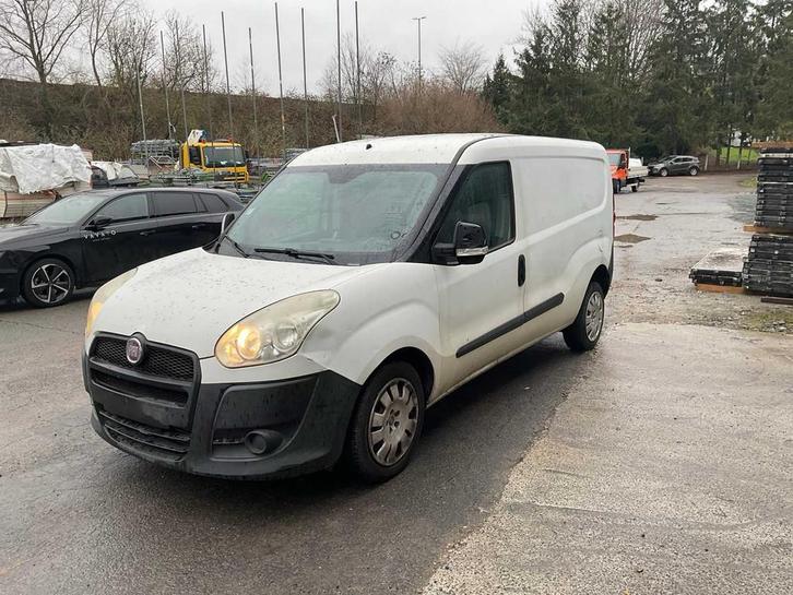 Véhicule commercial Fiat Doblo 2012, Autos, Camionnettes & Utilitaires, Entreprise, Fiat, Autres carburants, Euro 5, Boîte manuelle