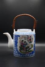 Chinese Porseleinen Theepot met Handgeschilderde Decoratie, Antiek en Kunst, Ophalen of Verzenden