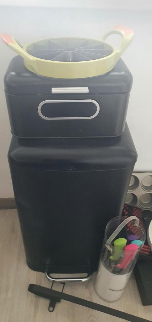Allerlei spullen alles samen €20, Huis en Inrichting, Woonaccessoires | Prullenbakken, Metaal, Ophalen