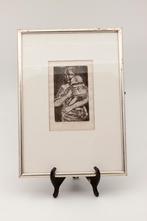 Houtsnede op zijdepapier Lea Goovaerts,"Moeder en kind", Antiek en Kunst, Kunst | Etsen en Gravures, Ophalen of Verzenden