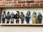 SANTOS FRANKRIJK - FIGURES ( 8 ) IN HOUTEN KIST/ 19e EEUW, Antiek en Kunst, Curiosa en Brocante, Ophalen