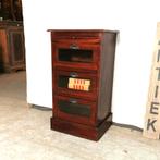 Commode ancienne haute avec verre sur les façades H 91 L 49, Enlèvement