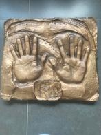 Empreinte de main de Ronn Moss, Enlèvement, Bronze
