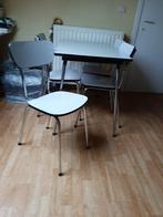 Formica eettafel + 4 stoelen., Ophalen