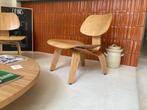 Fauteuils et table basse bois, Huis en Inrichting, Ophalen, Zo goed als nieuw, Hout, Eames