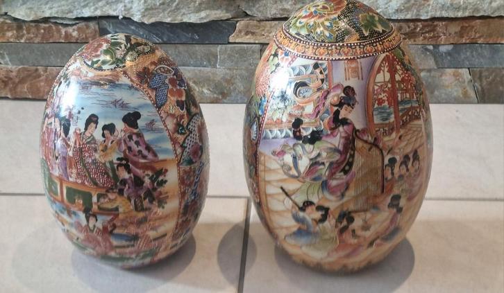 Prachtige grote Satuma stijl porceleinen decoratie eieren, Antiek en Kunst, Antiek | Porselein, Ophalen