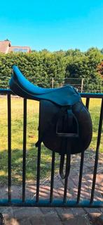 Zadels, dressuur en spring, Dieren en Toebehoren, Paarden en Pony's | Zadels, Ophalen, Zo goed als nieuw, Dressuur