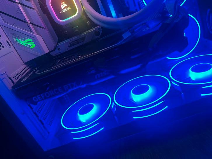 Rtx 4070 ti, Computers en Software, Computerkoelers, Zo goed als nieuw, Ophalen of Verzenden