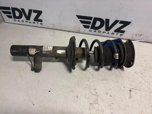 Schokdemperpoot rechts-voor van een Volkswagen Golf, Auto-onderdelen, Ophanging en Onderstel, Volkswagen, Gebruikt, 3 maanden garantie