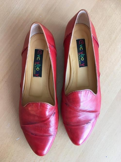 B.Z. MODA - Nieuwe lederen pumps - maat 38,5, Kleding | Dames, Schoenen, Nieuw, Pumps, Rood, Ophalen of Verzenden