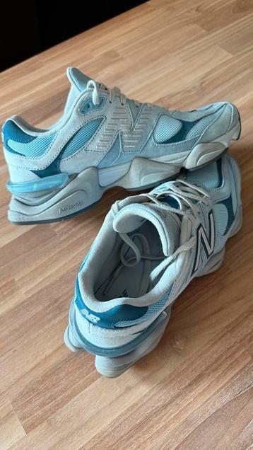 New Balance 9060 - maat 43 TOP staat beschikbaar voor biedingen