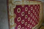 klassiek tapijt rood  3 m op 2 m, Ophalen, Gebruikt, Klassiek, 150 tot 200 cm