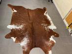 Koevel tapijt wit bruin, 150 à 200 cm, Comme neuf, Brun, Enlèvement