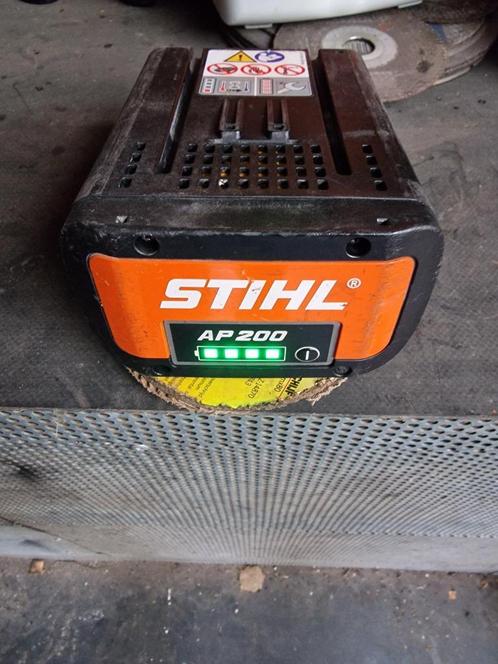 ✅ Stihl AP 200 accu /batterij, Tuin en Terras, Hand-tuingereedschap, Zo goed als nieuw, Ophalen of Verzenden