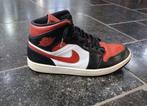Nike mi- hautes pointure 44, Ophalen, Overige kleuren, Nike, Sneakers