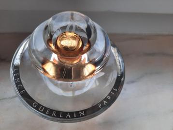 ELEGANTE PARFUMSPRAY VAN GUERLAIN PARIS INSOLENCE beschikbaar voor biedingen