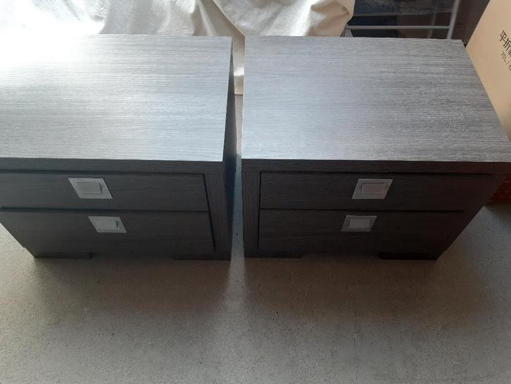 2 nachtkastjes, Huis en Inrichting, Slaapkamer | Nachtkastjes, Gebruikt, Minder dan 55 cm, 45 tot 65 cm, Ophalen