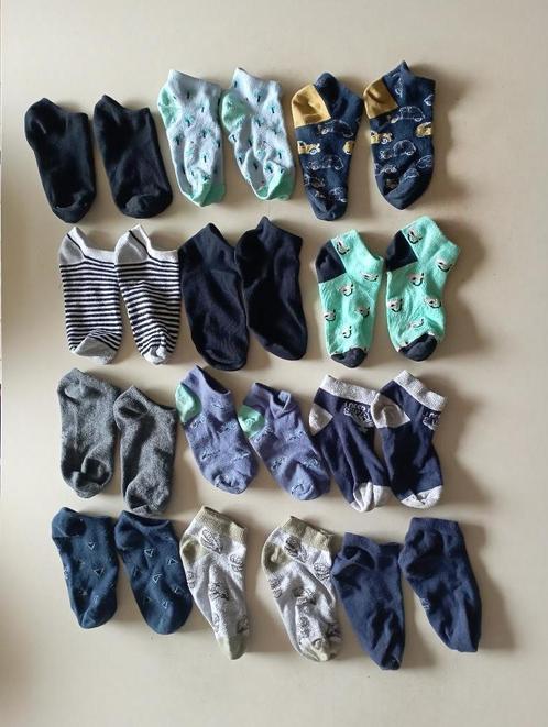 23 paar sneakersokken maat 31-34 en maat 35-38, Kinderen en Baby's, Kinderkleding | Schoenen en Sokken, Zo goed als nieuw, Sokken