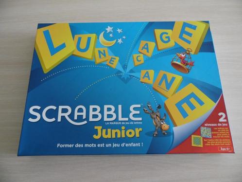 SCRABBLE  JUNIOR, Kinderen en Baby's, Speelgoed | Educatief en Creatief, Zo goed als nieuw, Taal en Lezen, Ophalen of Verzenden