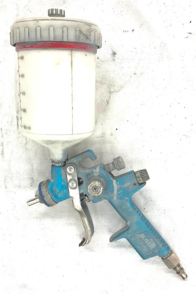 Verfspuit / verfpistool met bovenbeker SATA., Auto diversen, Autogereedschap, Gebruikt, Ophalen of Verzenden