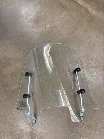 Windscherm voor een solo scootmobiel beschikbaar voor biedingen