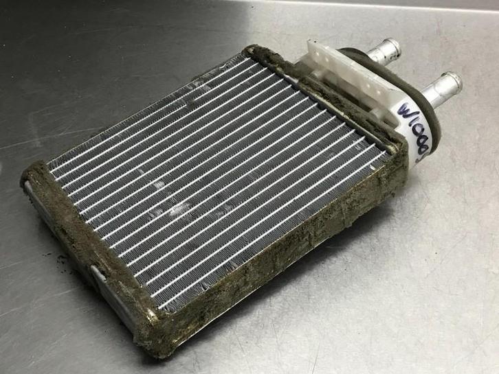 RADIATEUR DE CHAUFFAGE Mazda 626 (GF14) (01-1997/10-2002), Autos : Pièces & Accessoires, Climatisation & Chauffage, Mazda, Utilisé