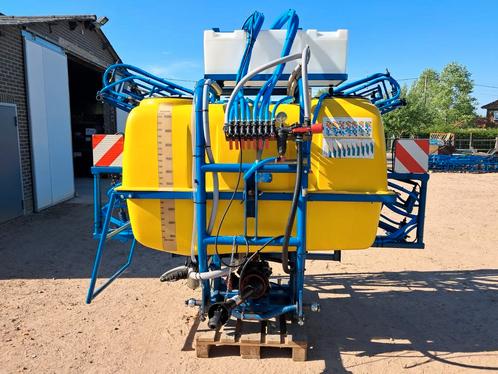 Delvano veldspuit, Zakelijke goederen, Landbouw | Werktuigen, Gewasbescherming en Bemesting, Ophalen
